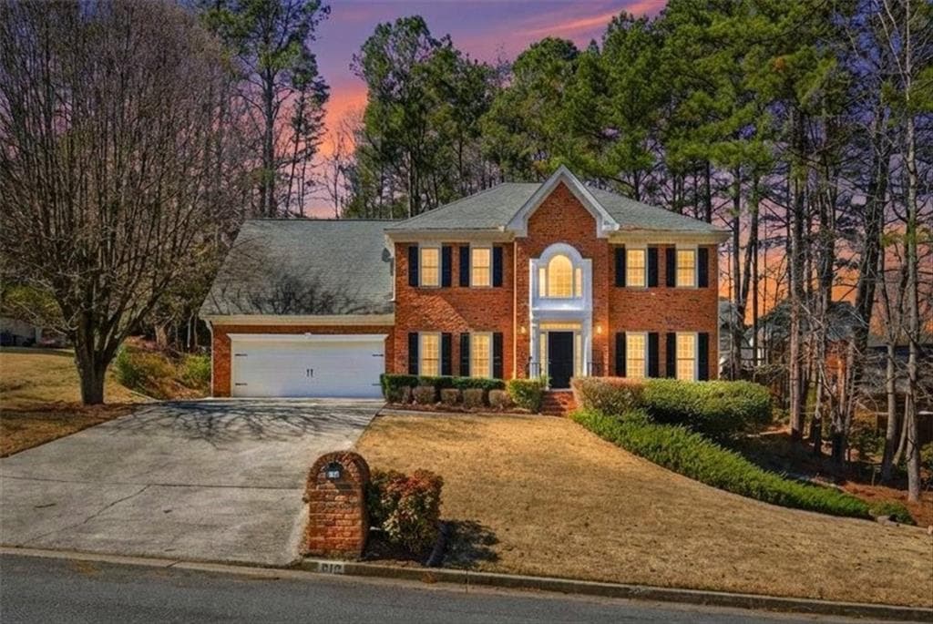 4 bedroom, 3 bathroom, 3,286 sq ft single family residence for rent at 815 Kings Arms Way, Alpharetta, GA 30022 for $3,500 a month — photo 1 of 60
