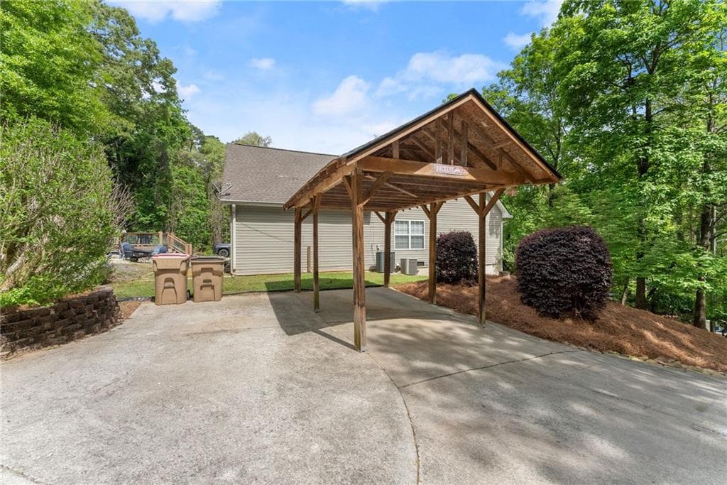 5 bedroom, 3 bathroom, 2,762 sq ft single family residence for rent at 3451 Leisure Lane, Gainesville, GA 30506 for $2,900 a month — photo 6