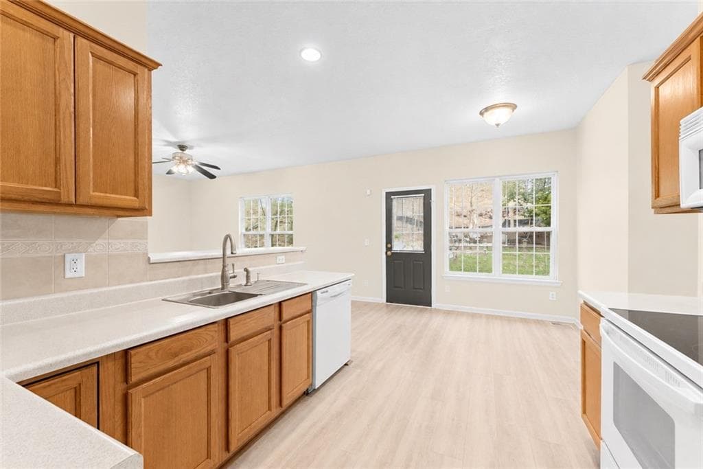 5 bedroom, 3 bathroom, 2,762 sq ft single family residence for rent at 3451 Leisure Lane, Gainesville, GA 30506 for $2,900 a month — photo 10