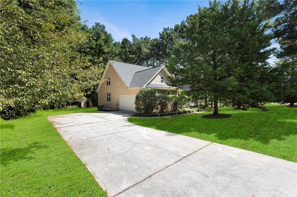 4 bedroom, 3 bathroom, 1,855 sq ft single family residence under contract at 530 Kaitlin Circle, Griffin, GA 30223 — photo 4
