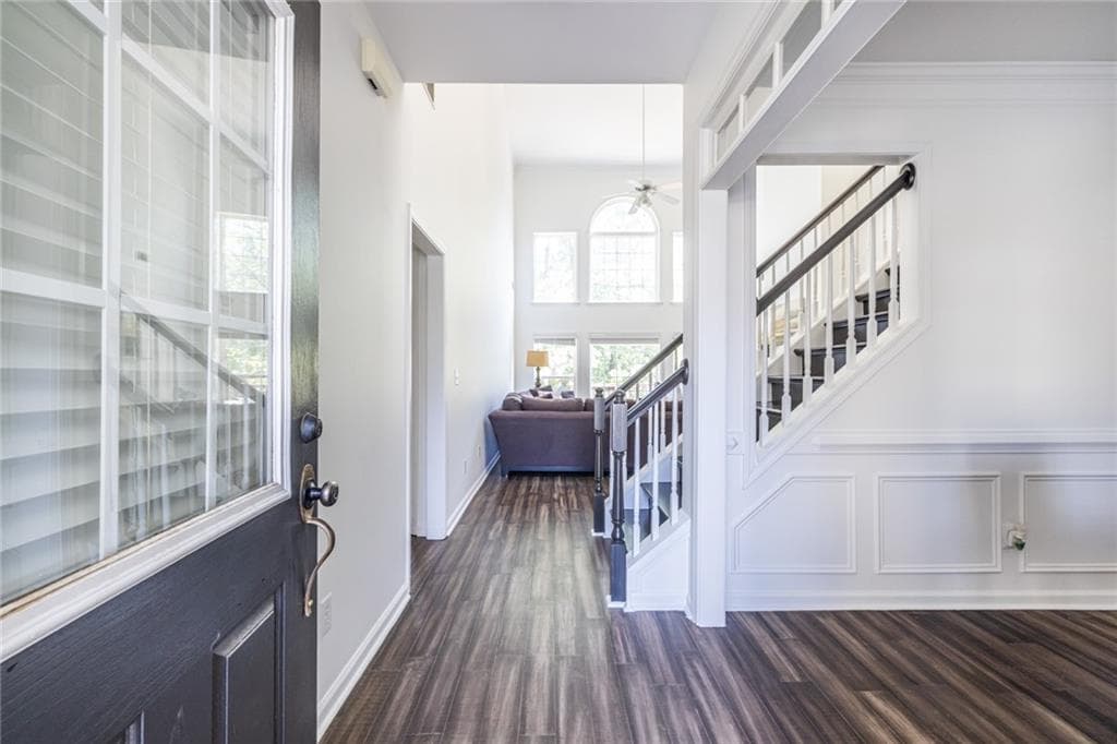 4 bedroom, 3 bathroom, 2,459 sq ft single family residence for sale at 577 Lantern Wood Drive, Scottdale, GA 30079 — photo 3
