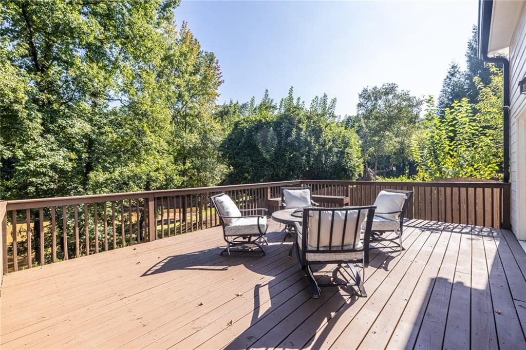 4 bedroom, 3 bathroom, 2,459 sq ft single family residence for sale at 577 Lantern Wood Drive, Scottdale, GA 30079 — photo 6