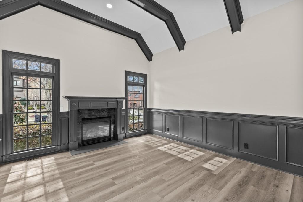 6 bedroom, 6 bathroom, 7,604 sq ft single family residence for sale at 2302 Walkers Glen Lane, Buford, GA 30519 — photo 6