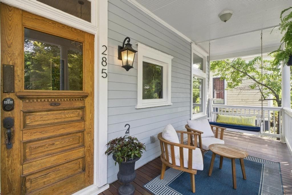 3 bedroom, 3 bathroom, 2,298 sq ft single family residence for sale at 285 Alaska Avenue, Atlanta, GA 30312 — photo 4