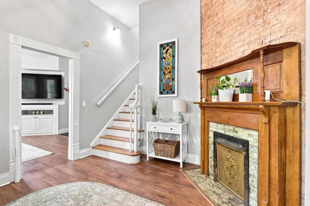 3 bedroom, 3 bathroom, 2,298 sq ft single family residence for sale at 285 Alaska Avenue, Atlanta, GA 30312 — photo 6