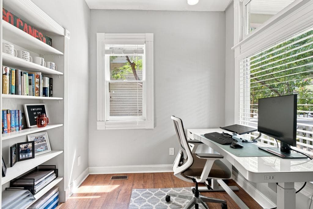 3 bedroom, 3 bathroom, 2,298 sq ft single family residence for sale at 285 Alaska Avenue, Atlanta, GA 30312 — photo 9