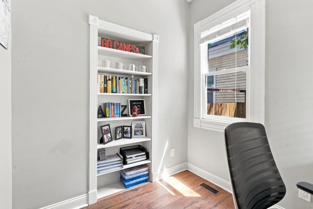 3 bedroom, 3 bathroom, 2,298 sq ft single family residence for sale at 285 Alaska Avenue, Atlanta, GA 30312 — photo 10