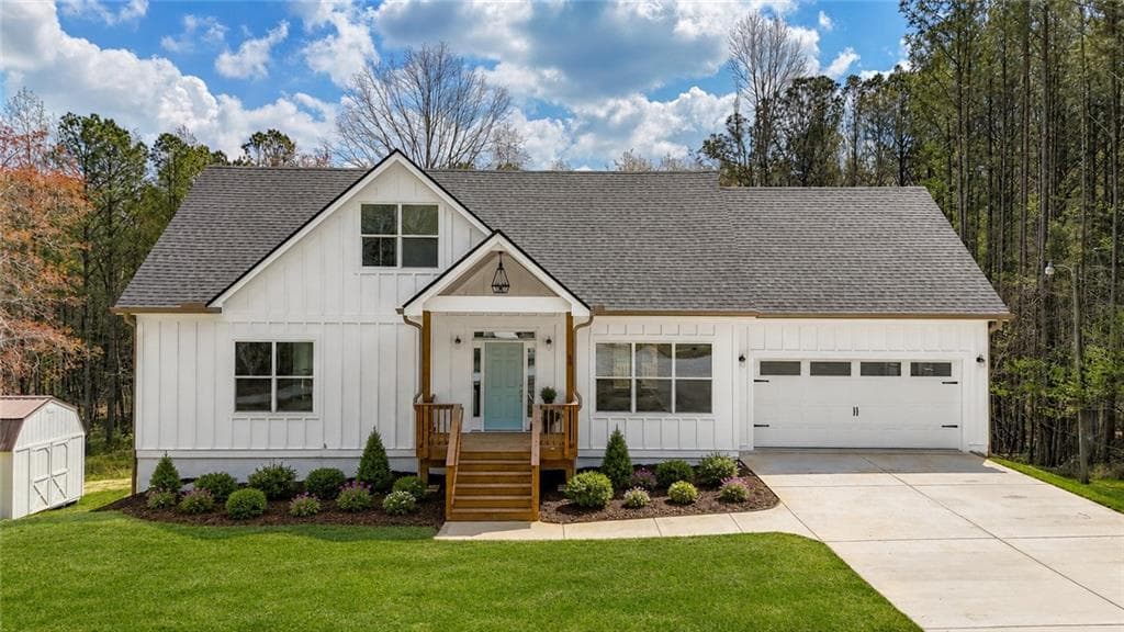 5 bedroom, 4 bathroom, 4,055 sq ft single family residence for sale at 88 Carolyn Path, Rockmart, GA 30153