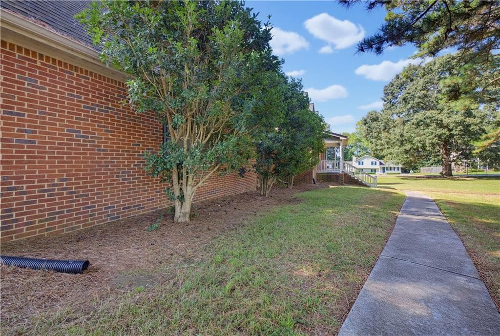 4 bedroom, 3 bathroom, 2,280 sq ft single family residence under contract at 2649 Majestic Circle, Dacula, GA 30019 — photo 4