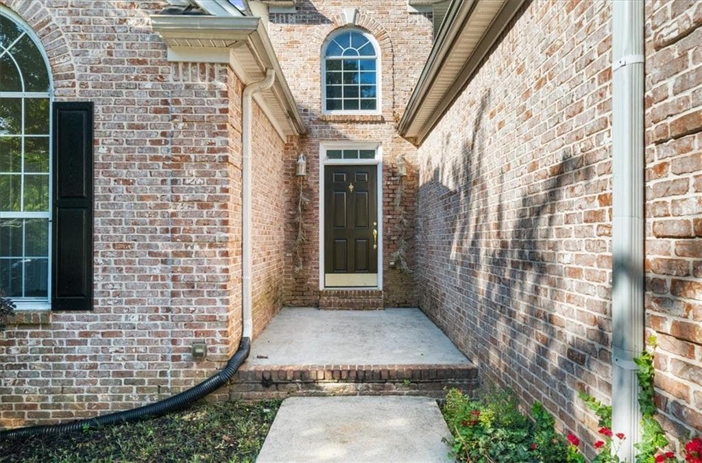 6 bedroom, 4 bathroom, 3,700 sq ft single family residence for sale at 10017 Harmon Springs Drive, Villa Rica, GA 30180 — photo 4