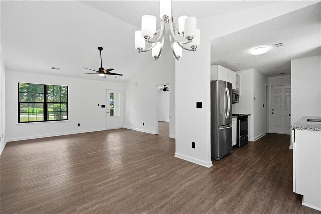 3 bedroom, 2 bathroom, 1,192 sq ft single family residence for sale at 1298 Winslow Drive, Jonesboro, GA 30238 — photo 8