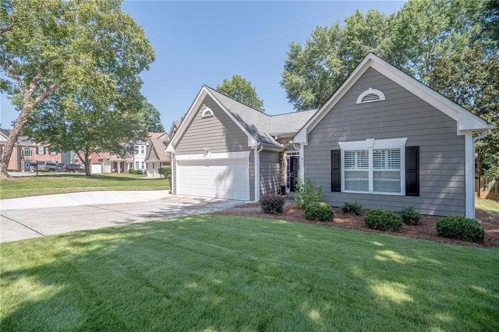 3 bedroom, 2 bathroom, 1,773 sq ft single family residence for sale at 3036 Langley Close, Kennesaw, GA 30144 — photo 2