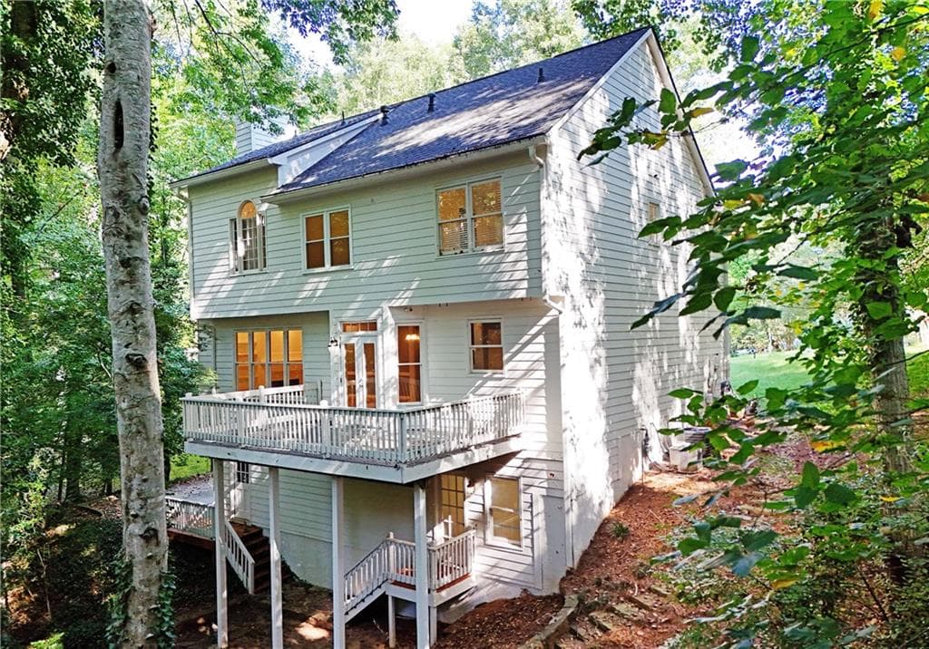 4 bedroom, 3 bathroom, 2,260 sq ft single family residence for rent at 2130 Hickory Cove, Cumming, GA 30041 for $2,990 a month — photo 7