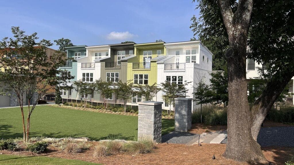 3 bedroom, 3 bathroom, 1,429 sq ft townhouse for sale at 1354 Breezy Street 250, Atlanta, GA 30315