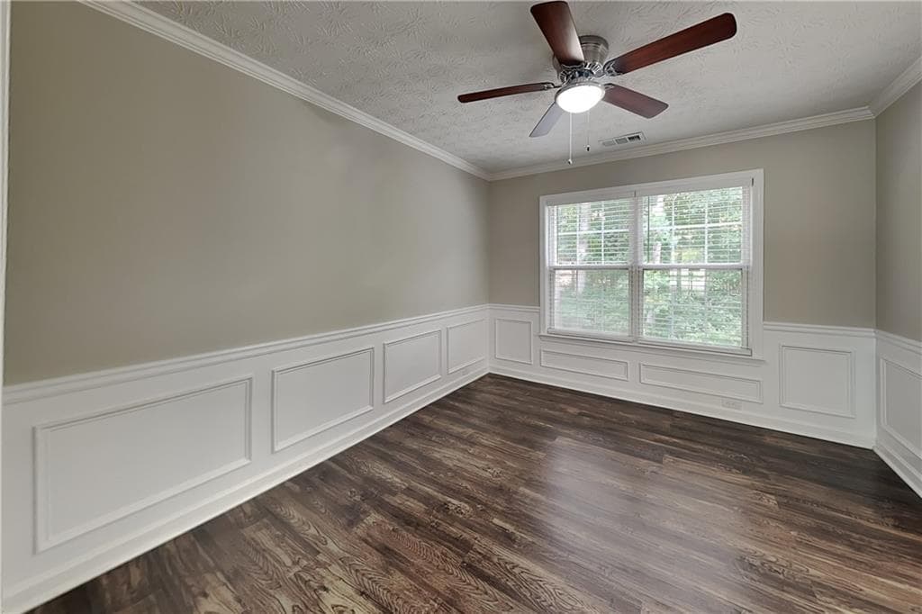 3 bedroom, 3 bathroom, 1,937 sq ft single family residence for rent at 5336 Under Way, Sugar Hill, GA 30518 for $2,290 a month — photo 6