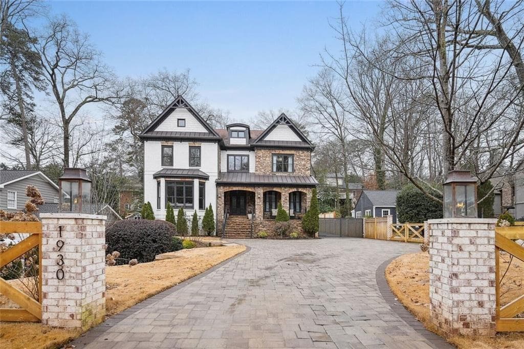 6 bedroom, 7 bathroom, 7,800 sq ft single family residence for rent at 1930 Northside Drive, Atlanta, GA 30318 for $16,000 a month — photo 1 of 34