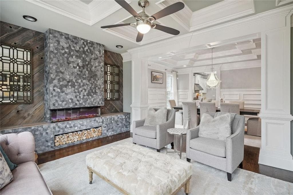 6 bedroom, 7 bathroom, 7,800 sq ft single family residence for rent at 1930 Northside Drive, Atlanta, GA 30318 for $16,000 a month — photo 5