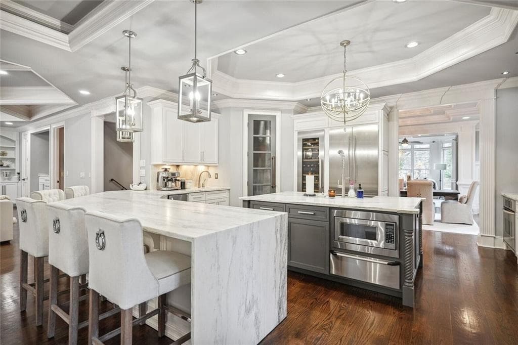 6 bedroom, 7 bathroom, 7,800 sq ft single family residence for rent at 1930 Northside Drive, Atlanta, GA 30318 for $16,000 a month — photo 10