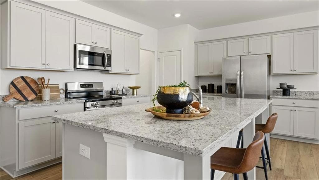 3 bedroom, 3 bathroom, 1,846 sq ft townhouse for sale at 112 East Rope Mill Court 3, Holly Springs, GA 30115 — photo 5