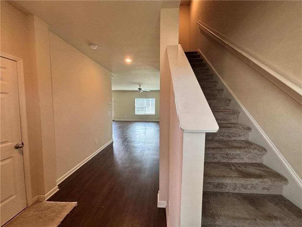 4 bedroom, 3 bathroom, 1,980 sq ft single family residence for rent at 160 Innis Brook Circle, Cartersville, GA 30120 for $1,900 a month — photo 2