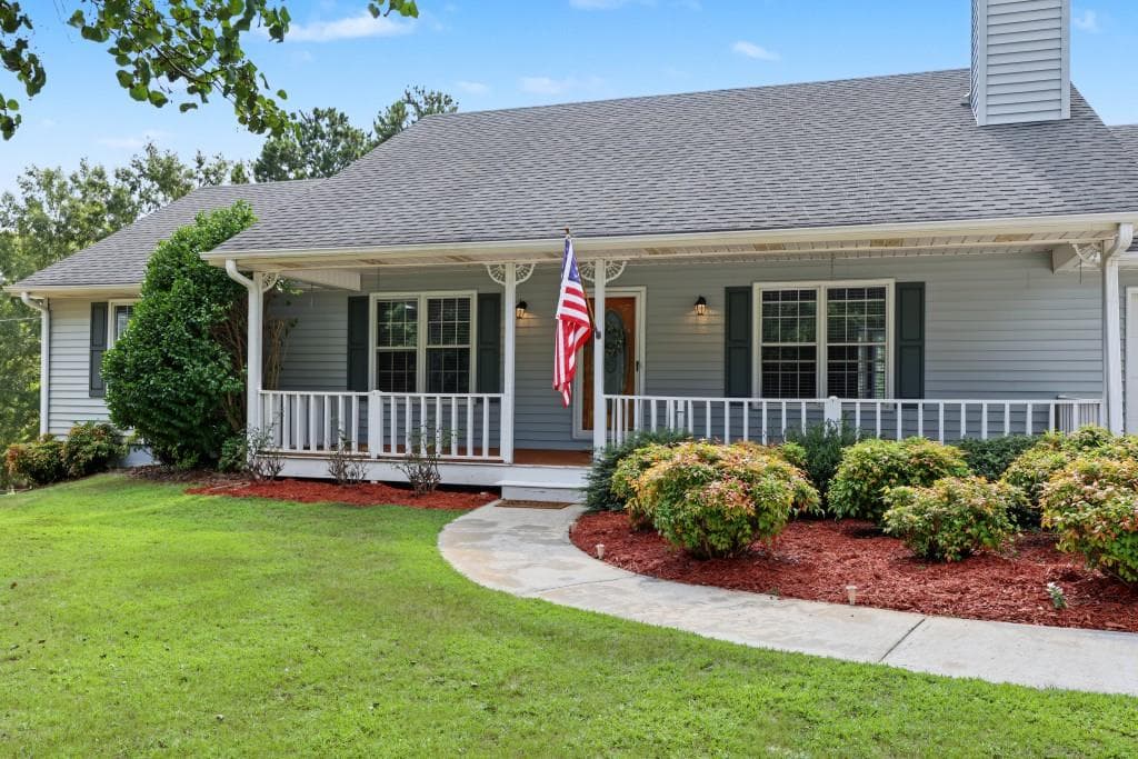 4 bedroom, 3 bathroom, 3,409 sq ft single family residence for sale at 3245 Bold Springs Road, Dacula, GA 30019 — photo 6