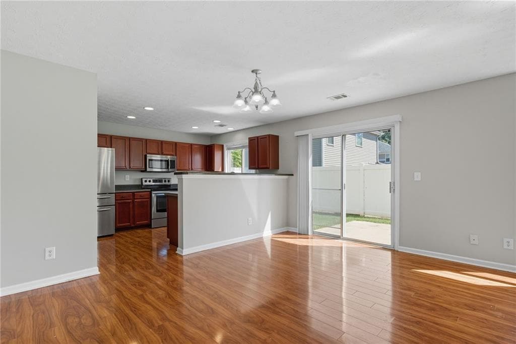 3 bedroom, 3 bathroom, 1,789 sq ft single family residence for rent at 3698 Roseman Landing, Cumming, GA 30040 for $2,050 a month — photo 10