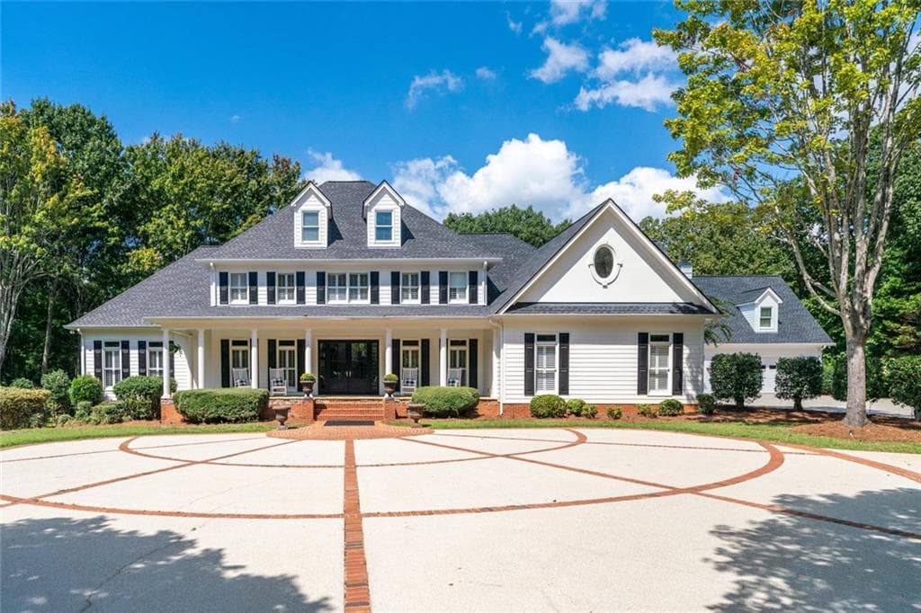 5 bedroom, 5 bathroom, 5,191 sq ft single family residence for sale at 5030 Highland Ridge Run, Gainesville, GA 30506 — photo 2