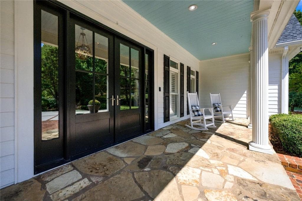 5 bedroom, 5 bathroom, 5,191 sq ft single family residence for sale at 5030 Highland Ridge Run, Gainesville, GA 30506 — photo 6
