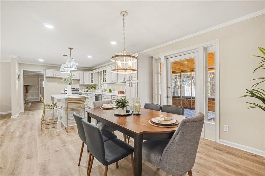 3 bedroom, 2 bathroom, 1,872 sq ft single family residence for sale at 4975 Brawner Lake Drive, Austell, GA 30106 — photo 3