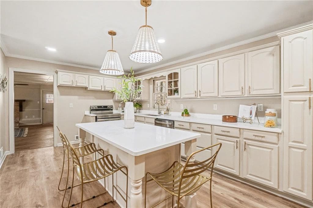3 bedroom, 2 bathroom, 1,872 sq ft single family residence for sale at 4975 Brawner Lake Drive, Austell, GA 30106 — photo 4