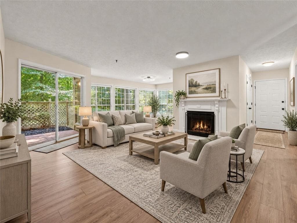 1 bedroom, 1 bathroom, 1,164 sq ft home for sale at 1710 Riverview Drive, Marietta, GA