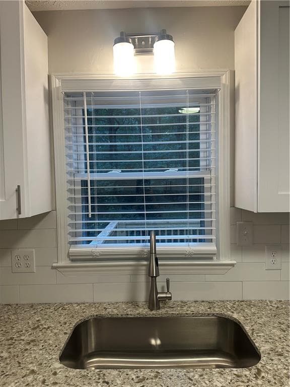 4 bedroom, 3 bathroom, 2,204 sq ft single family residence for rent at 810 Victoria Place, Woodstock, GA 30189 for $2,300 a month — photo 4