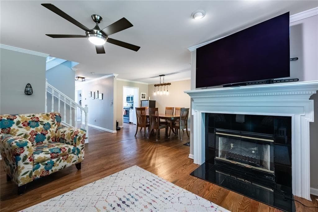 3 bedroom, 3 bathroom, 1,502 sq ft condominium for sale at 6391 Hawthorne Terrace, Peachtree Corners, GA 30092