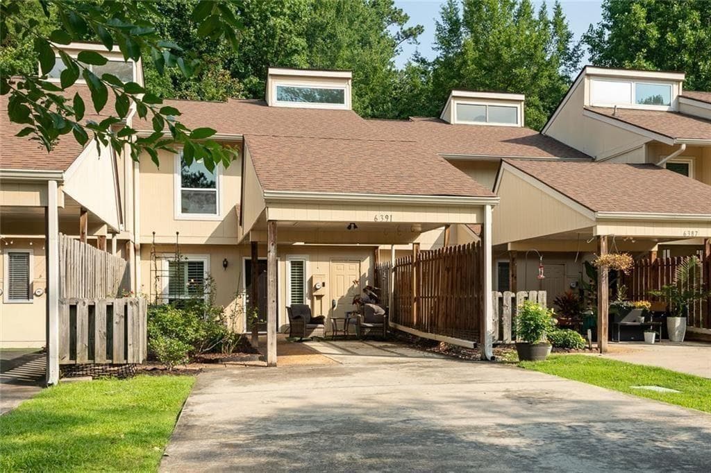 3 bedroom, 3 bathroom, 1,502 sq ft condominium for sale at 6391 Hawthorne Terrace, Peachtree Corners, GA 30092 — photo 2
