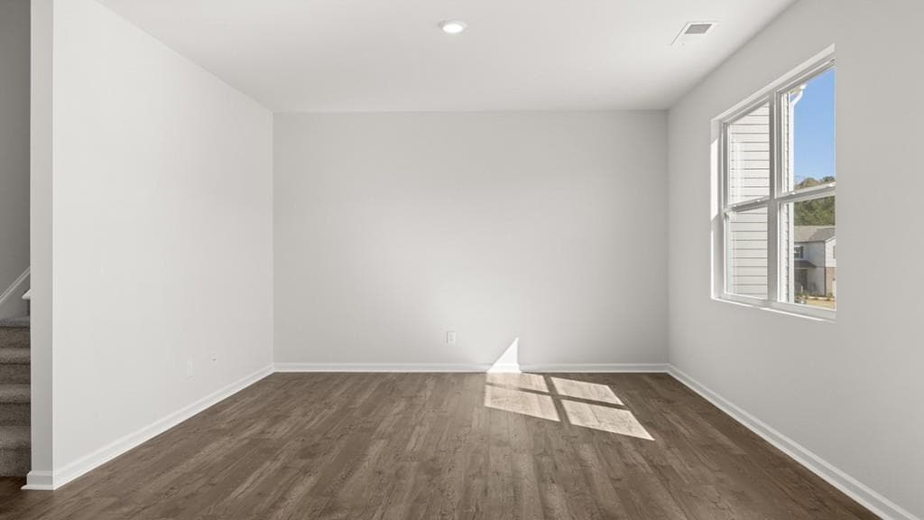 4 bedroom, 3 bathroom, 1,991 sq ft single family residence for sale at 8197 Elkhorn Court, Fairburn, GA 30213 — photo 10