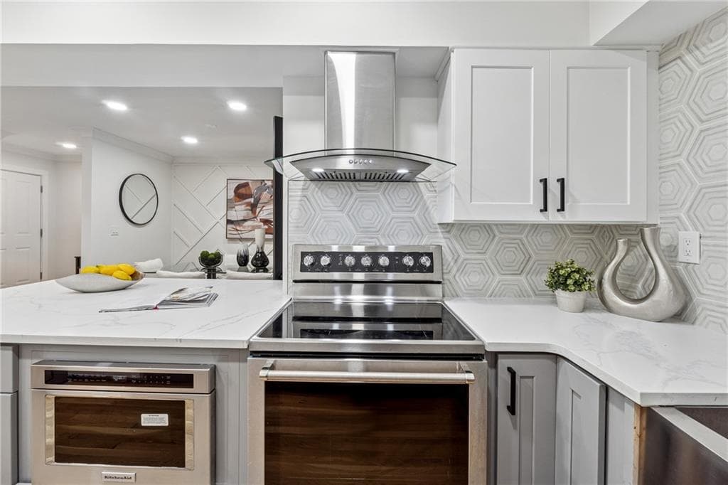 3 bedroom, 2 bathroom, 1,750 sq ft condominium for sale at 106 La Rue Place, Atlanta, GA 30327 — photo 4