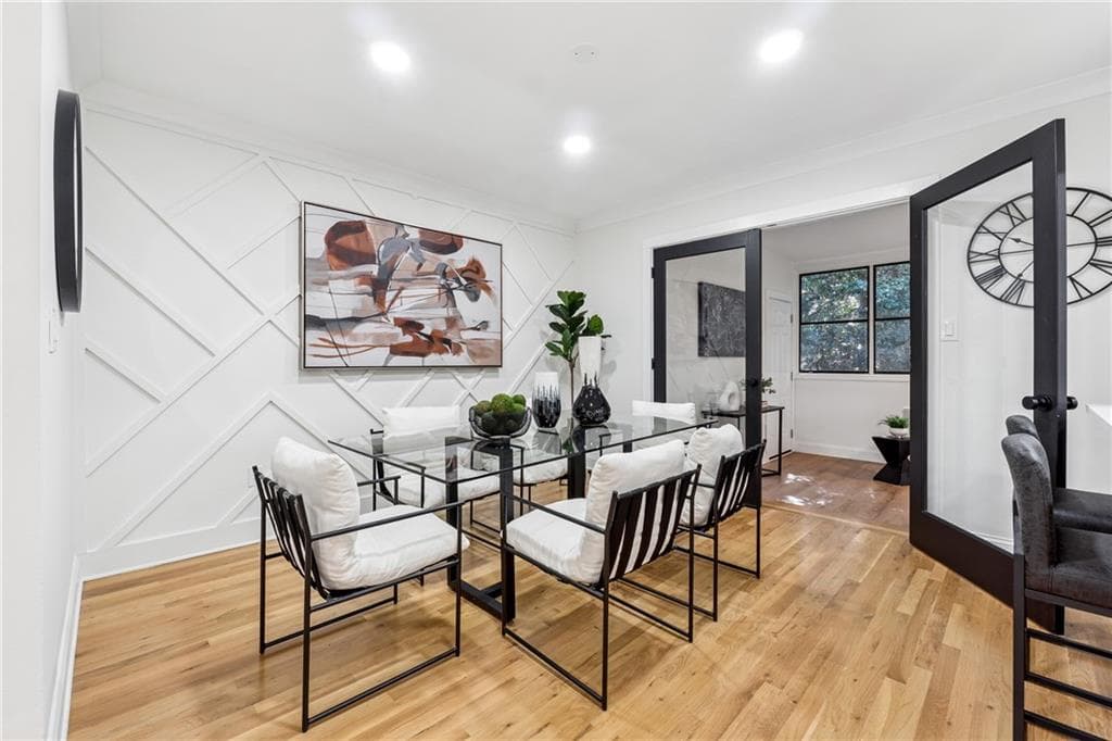 3 bedroom, 2 bathroom, 1,750 sq ft condominium for sale at 106 La Rue Place, Atlanta, GA 30327 — photo 8