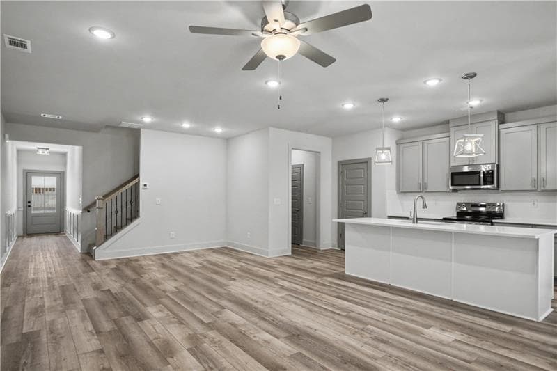 4 bedroom, 3 bathroom, 2,351 sq ft townhouse for rent at 4225 Fern River Trail, Norcross, GA 30093 for $2,700 a month — photo 9