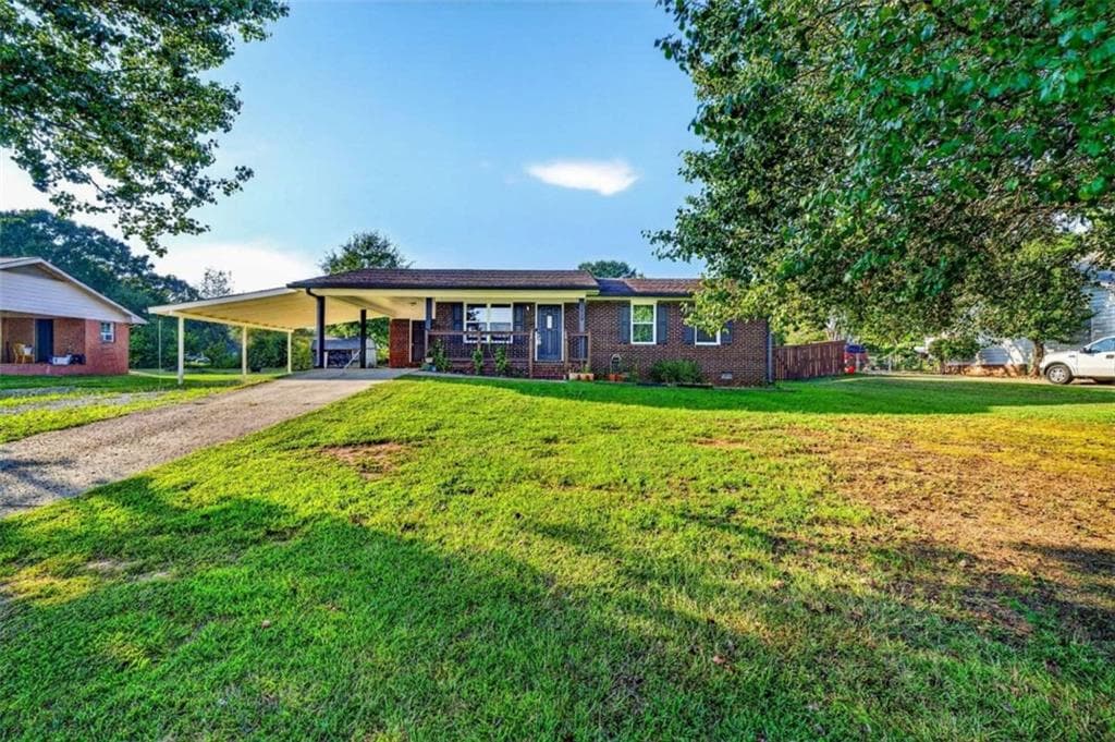 3 bedroom, 1 bathroom, 1,000 sq ft single family residence for rent at 115 Northridge Drive, Winder, GA 30680 for $1,800 a month — photo 2