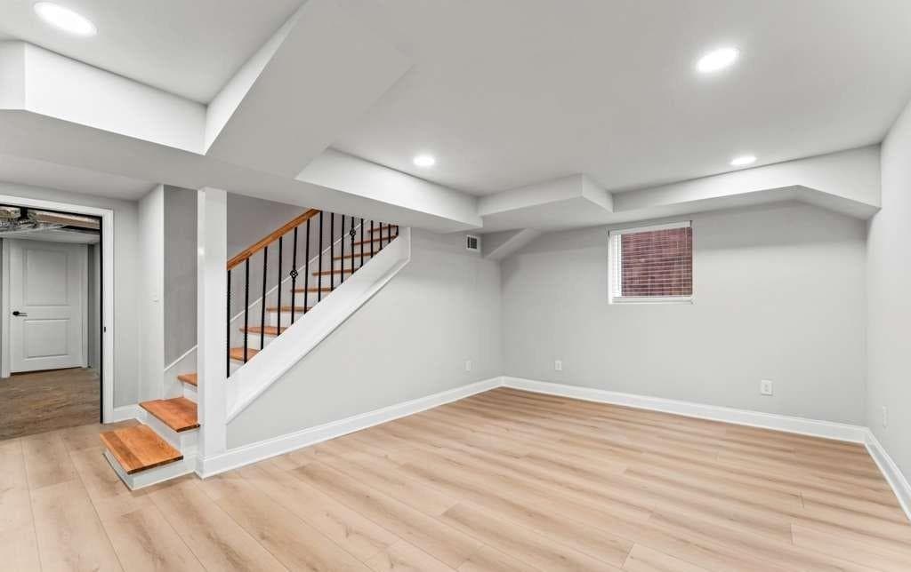 5 bedroom, 3 bathroom, 3,354 sq ft single family residence for sale at 2128 Hosea L Williams Drive, Atlanta, GA 30317 — photo 5