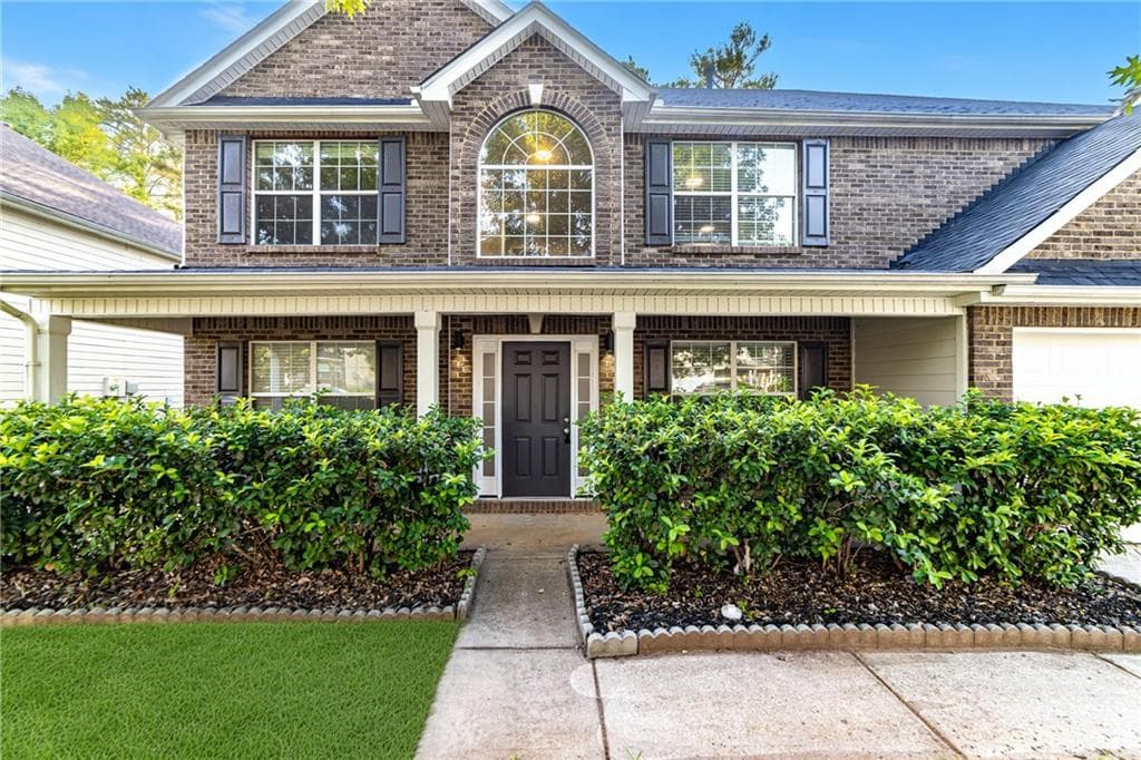 4 bedroom, 3 bathroom, 2,790 sq ft single family residence for sale at 596 Vaughan Drive, Hampton, GA 30228