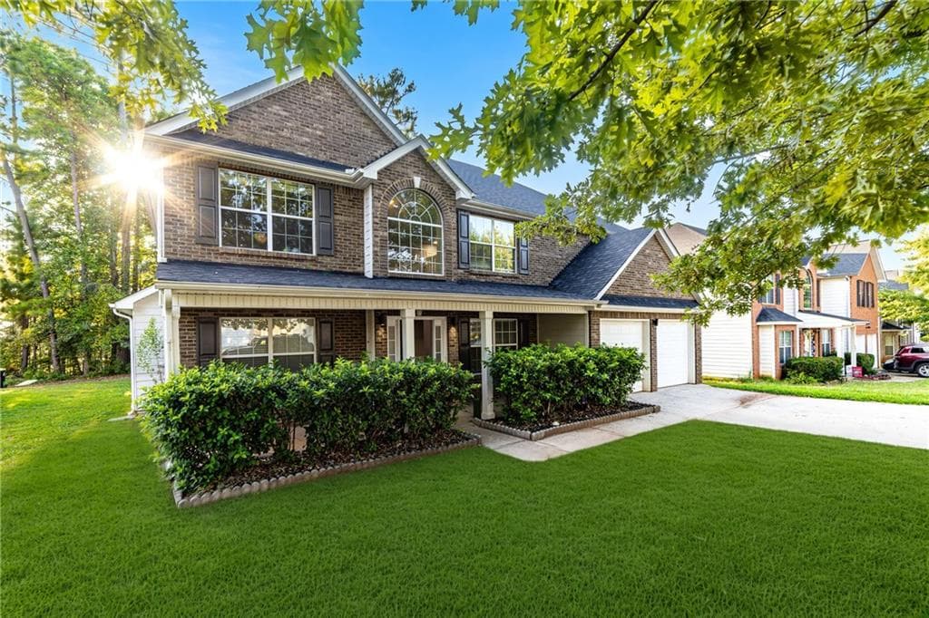 4 bedroom, 3 bathroom, 2,790 sq ft single family residence for sale at 596 Vaughan Drive, Hampton, GA 30228 — photo 5