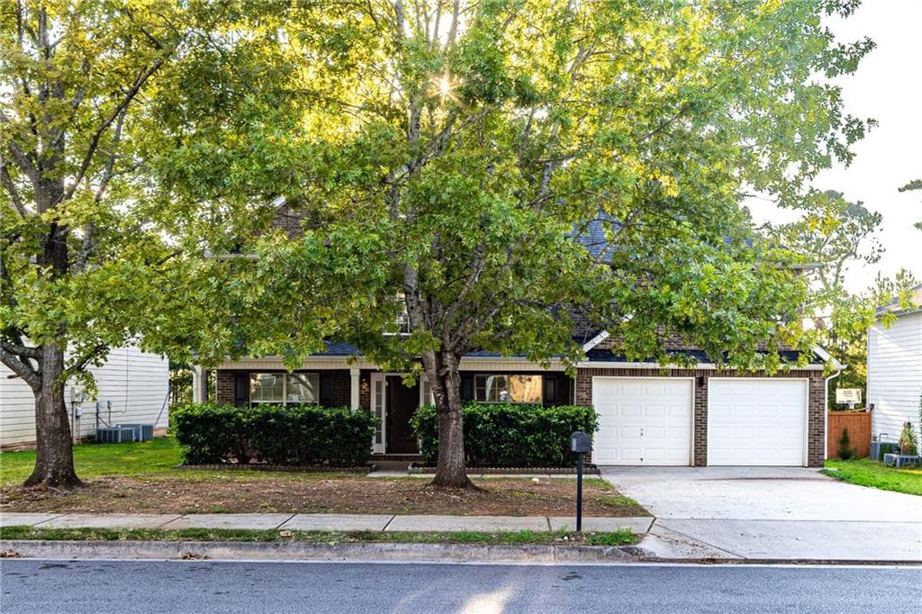 4 bedroom, 3 bathroom, 2,790 sq ft single family residence for sale at 596 Vaughan Drive, Hampton, GA 30228 — photo 6