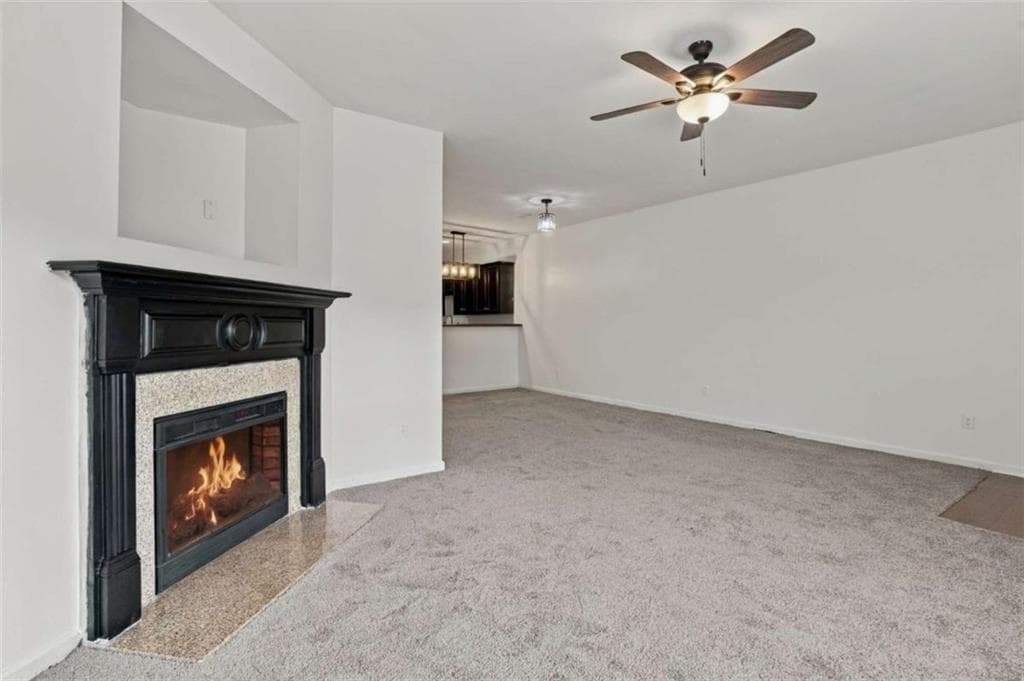 3 bedroom, 3 bathroom, 1,600 sq ft single family residence for sale at 8260 Oakley Circle, Union City, GA 30291 — photo 7