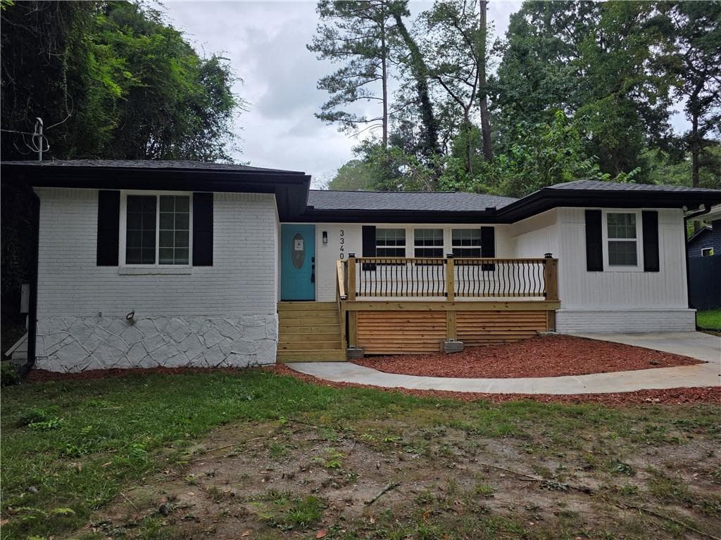 3 bedroom, 2 bathroom, 1,730 sq ft single family residence for sale at 3340 Pinehill Drive, Decatur, GA 30032 — photo 2