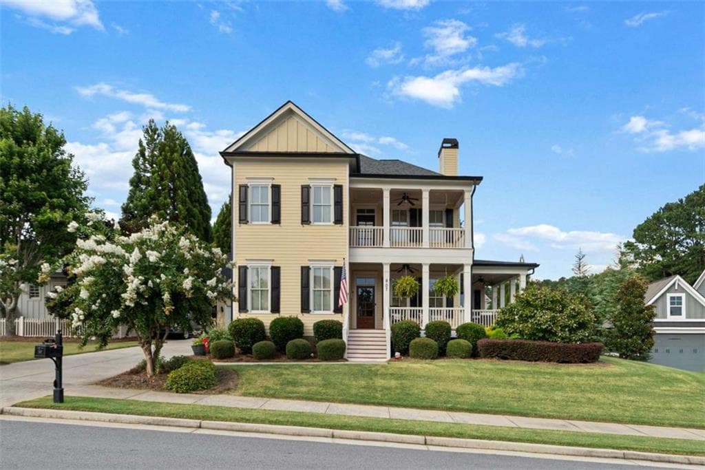 4 bedroom, 5 bathroom, 3,148 sq ft single family residence for sale at 807 Clubside Court, Monroe, GA 30655 — photo 2