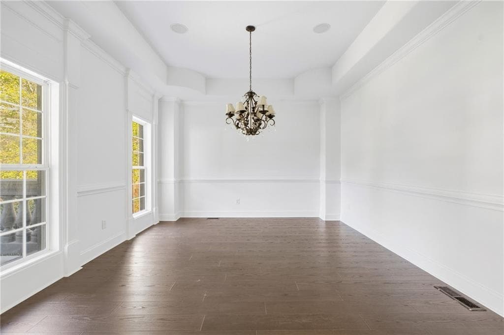 6 bedroom, 11 bathroom, 9,647 sq ft single family residence for sale at 704 Summerbrooke Court, Mcdonough, GA 30253 — photo 6