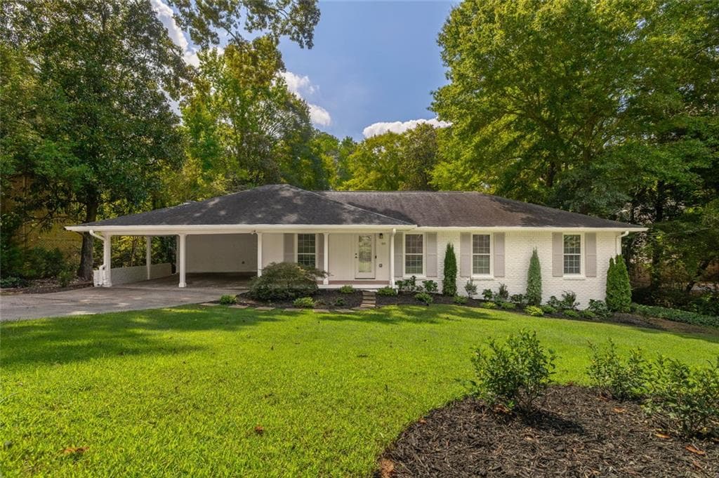 4 bedroom, 3 bathroom, 2,373 sq ft single family residence for sale at 535 Franklin Road, Sandy Springs, GA 30342