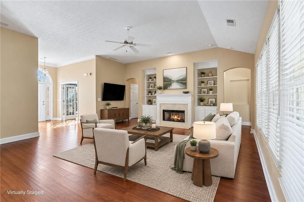 3 bedroom, 2 bathroom, 2,286 sq ft single family residence for sale at 2208 Caneridge Court, Marietta, GA 30064 — photo 3