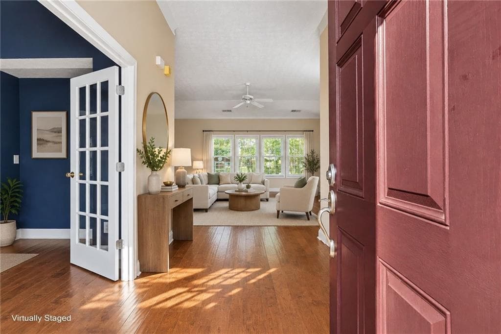 3 bedroom, 2 bathroom, 2,286 sq ft single family residence for sale at 2208 Caneridge Court, Marietta, GA 30064 — photo 8